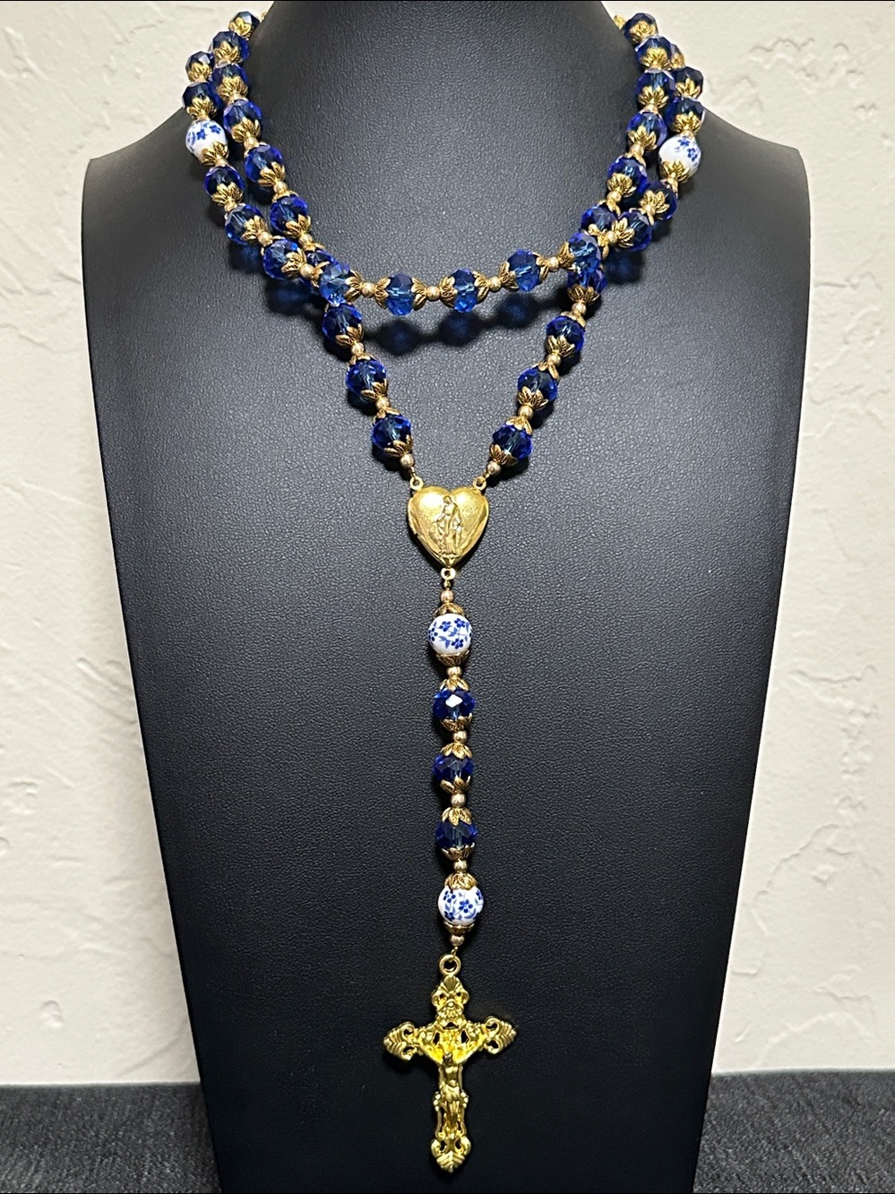 Blue Faceted Crystal Rosary With Heart Center Locket 32” Necklace